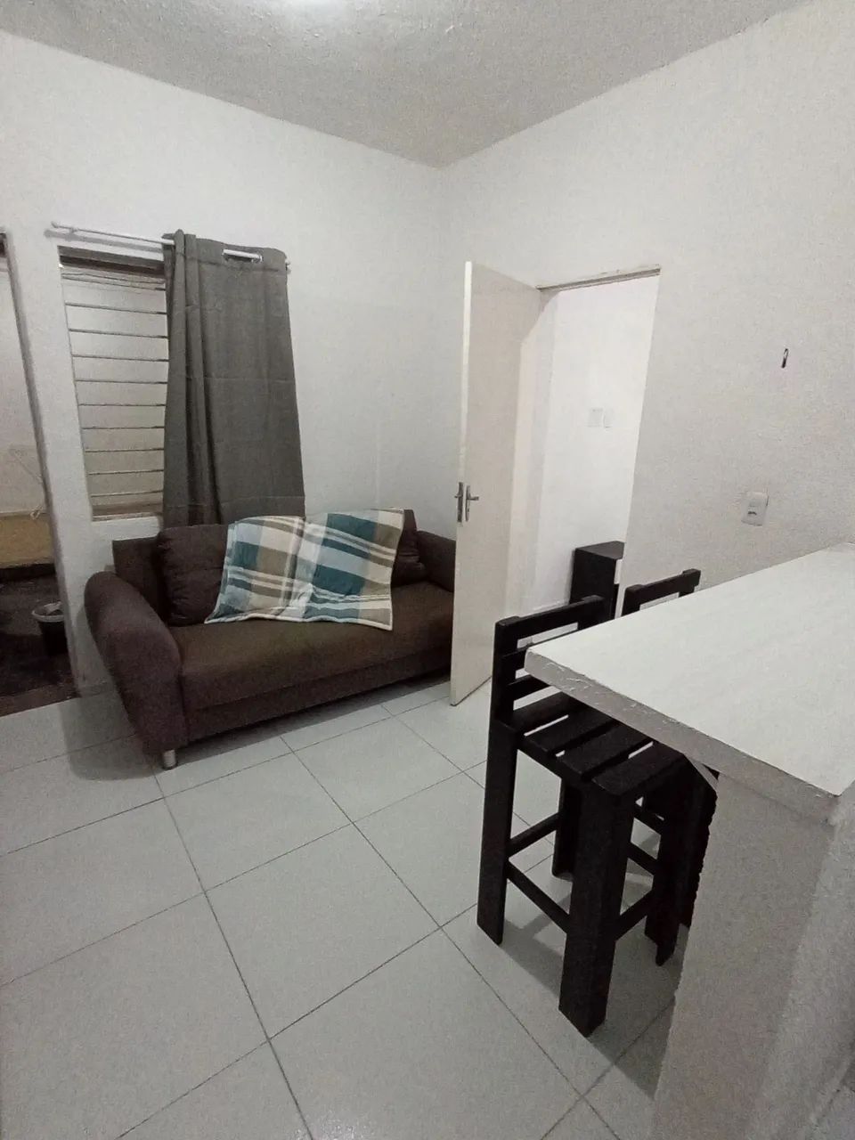 Kitnet mobiliado em campo grande 
