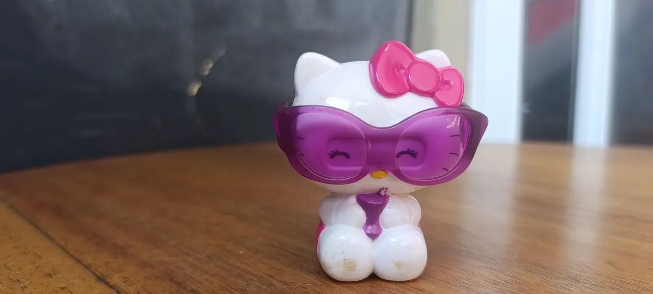 BONECA HELLO KIT PROMOCIONAL LACTA 2003 RARIDADE. MUDA OS OLHOS AO LEVANTA OS ÓCULOS. - Foto 3