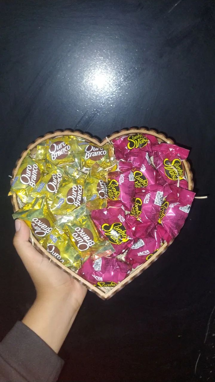 Cesta de coração grande 