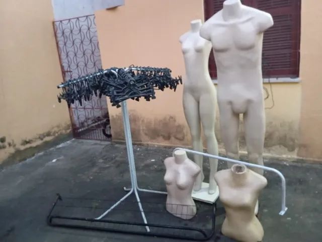Cabides e manequins  - Foto 3