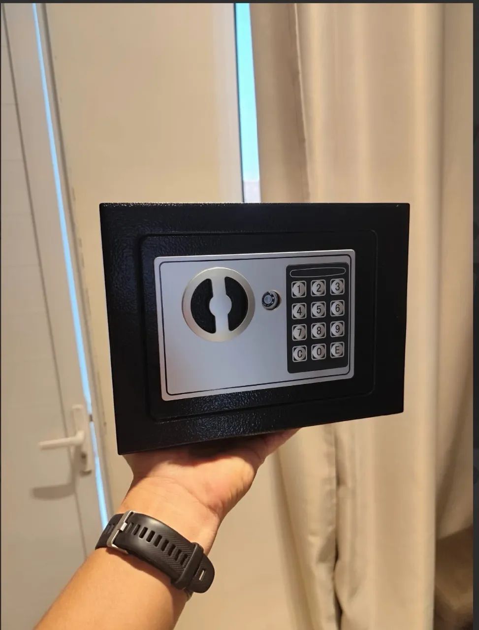 Cofre eletrônico 
