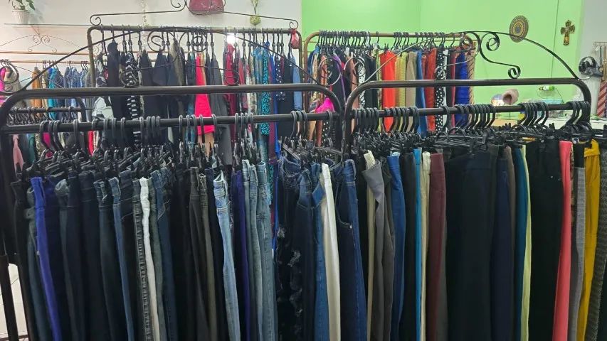VENDO LOJA DE ROUPAS (BRECHÓ) - Foto 3
