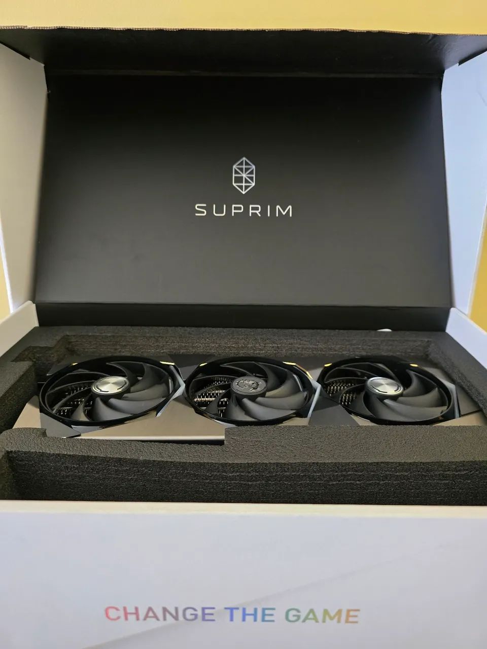 Rtx 4090 suprim X - Foto 3