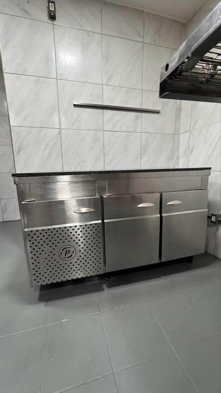 Bancada refrigerada inox