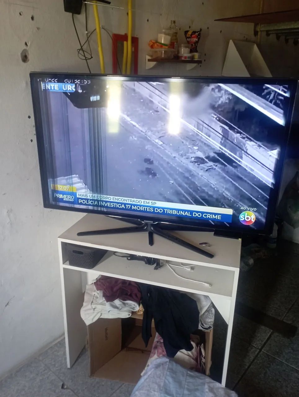 Tv smart 49 polegadas não tá pegando wi-fi  - Foto 2