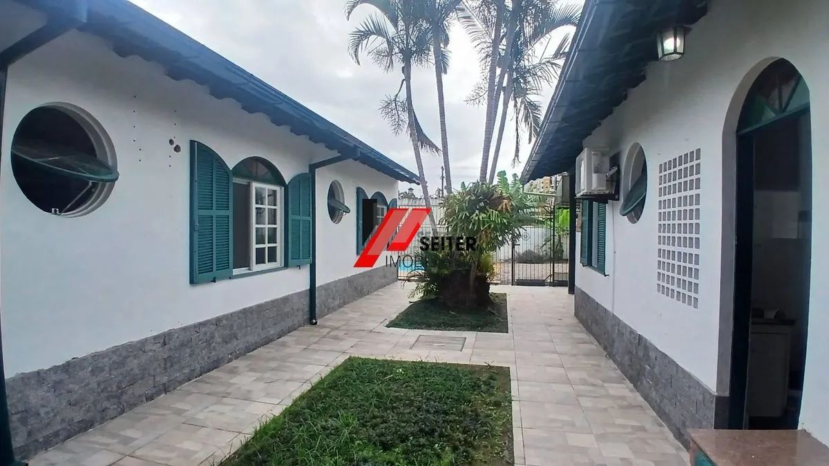 Casa a venda no itacorubi Florianópolis