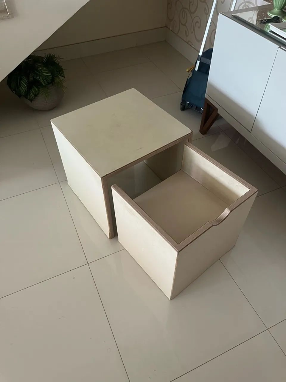 Vendo mesa e cadeira  - Foto 3