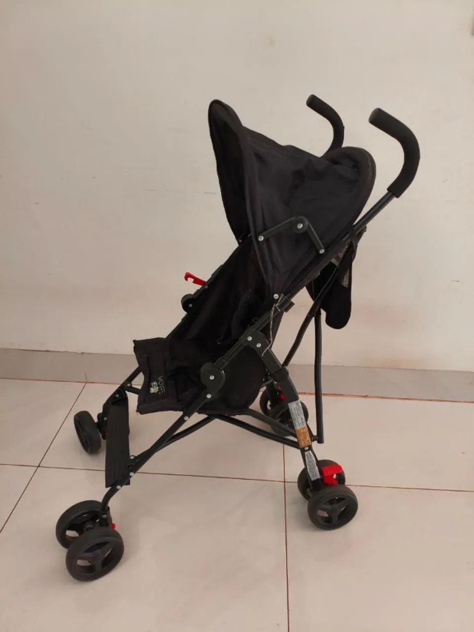 Carrinho de bebê passeio Movee Maxi Baby