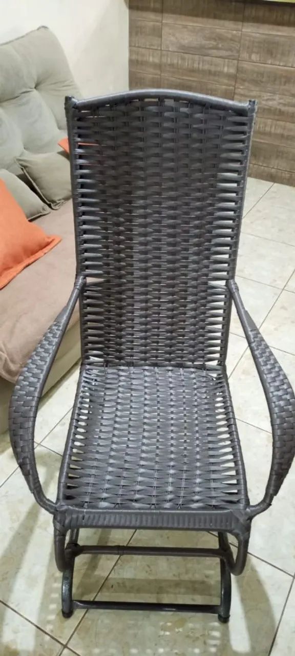 Duas cadeiras de balanço novas  - Foto 5
