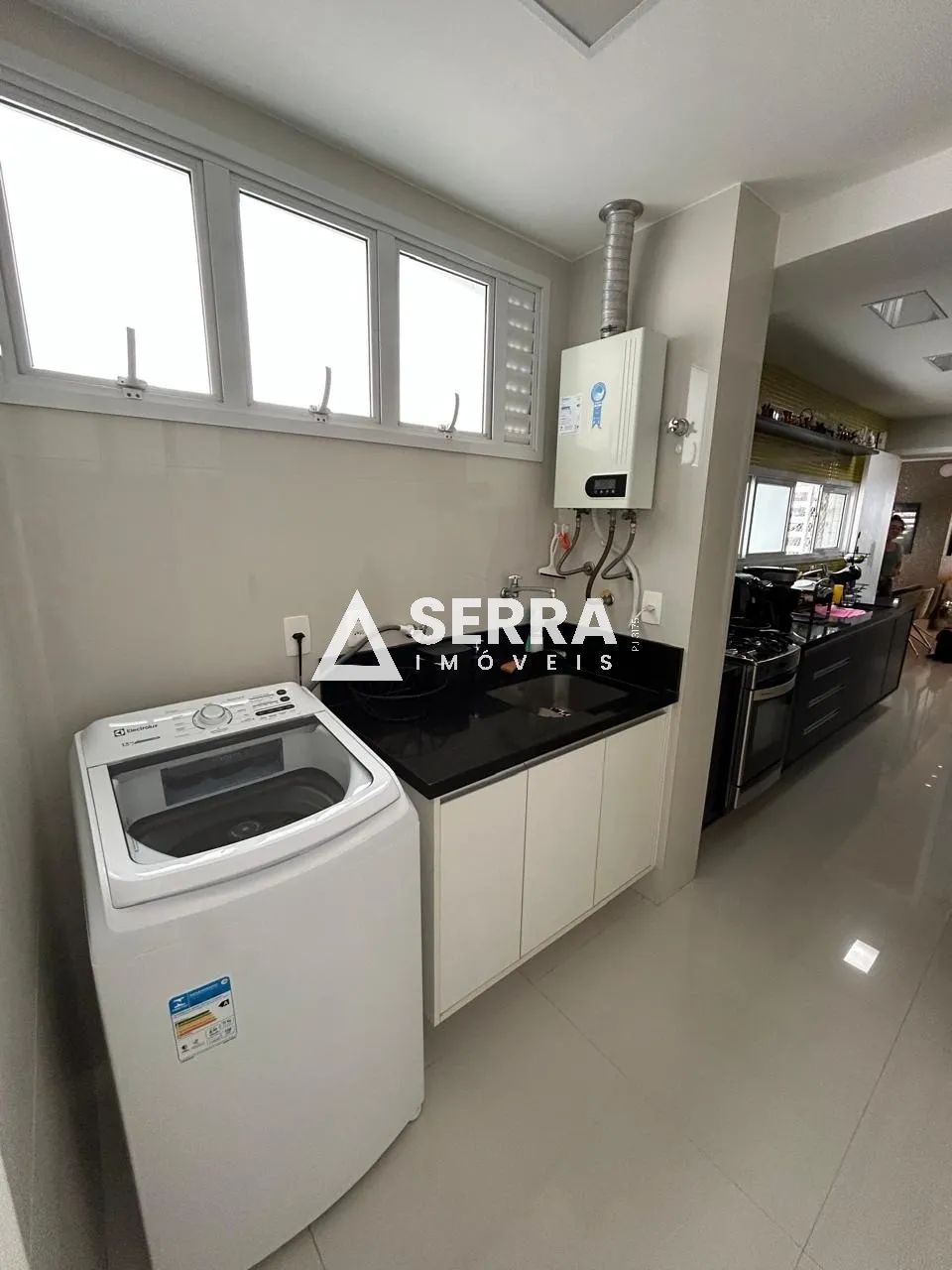 Patamares | 4/4 com 2 Suítes | 155m² | Andar Alto | 3 Vagas | Total Conforto e Segurança - Foto 9
