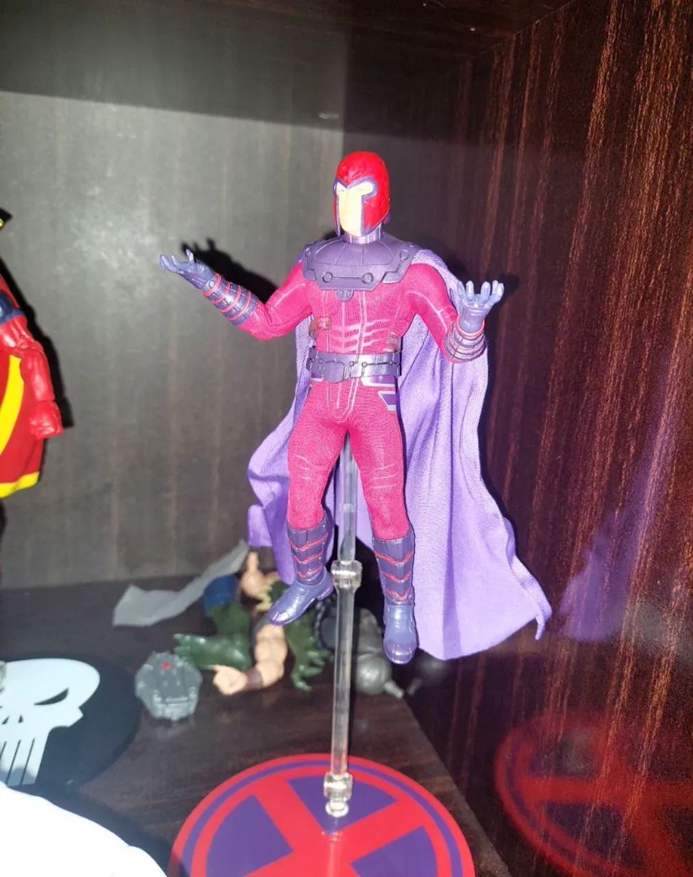 Mezco Magneto - Foto 4
