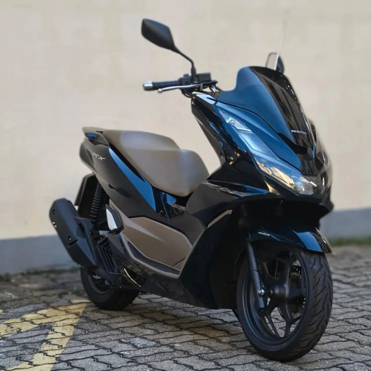 PCX DLX ABS 2026 - Foto 2