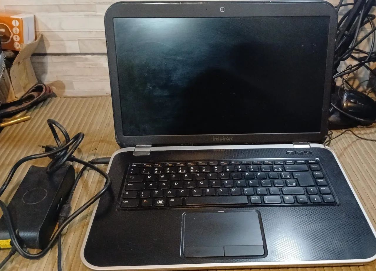 Notebook DELL I7 usado funcionando tudo ok.