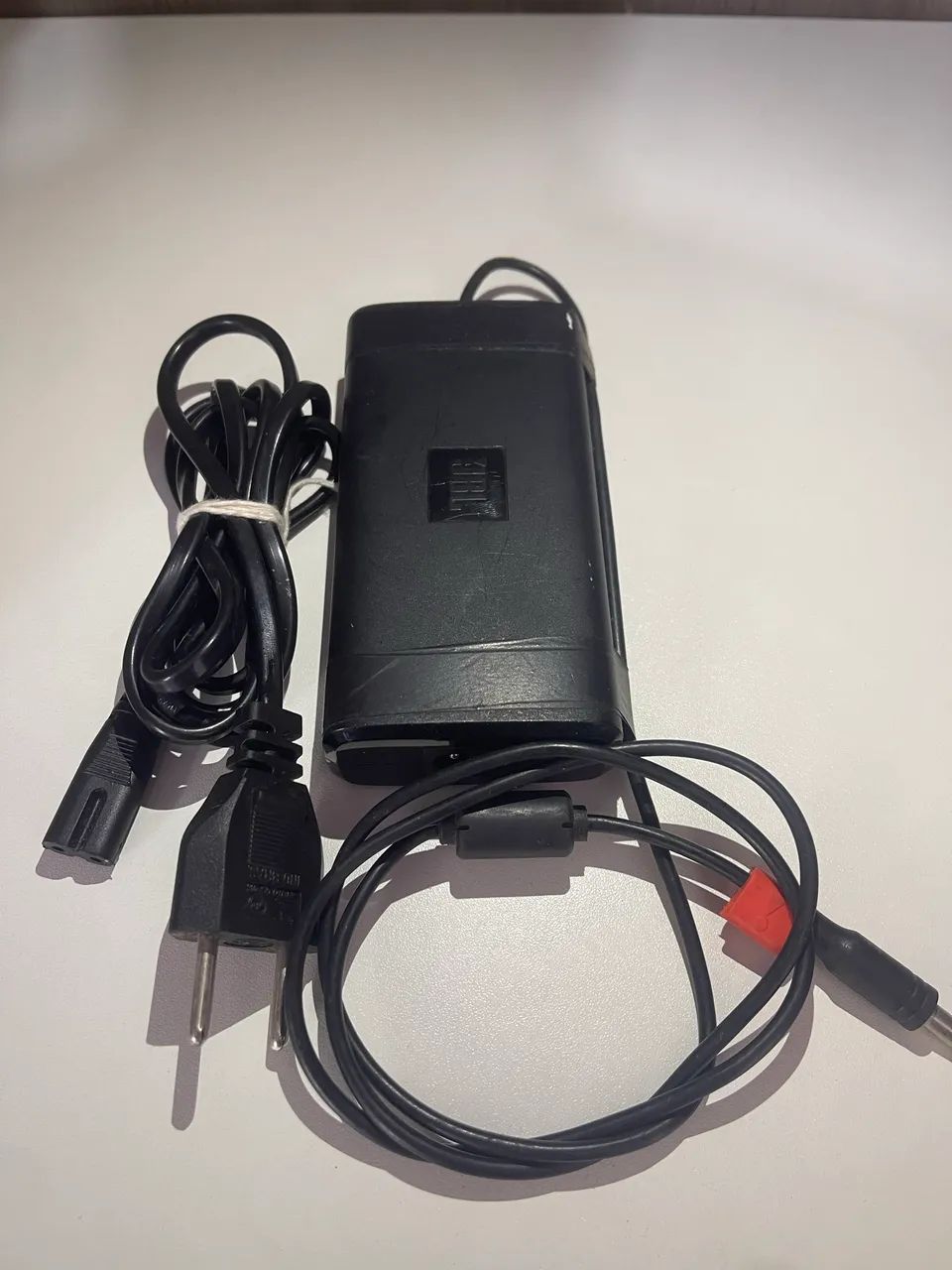 Carregador JBL bombox 2