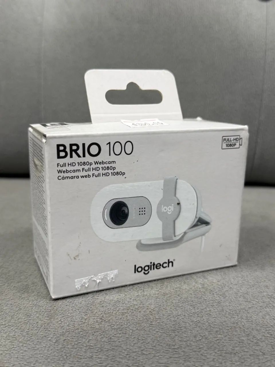 Webcam Full HD Logitech Brio 100 com Microfone Integrado, Proteção de Privacidade, Correçã - Foto 3