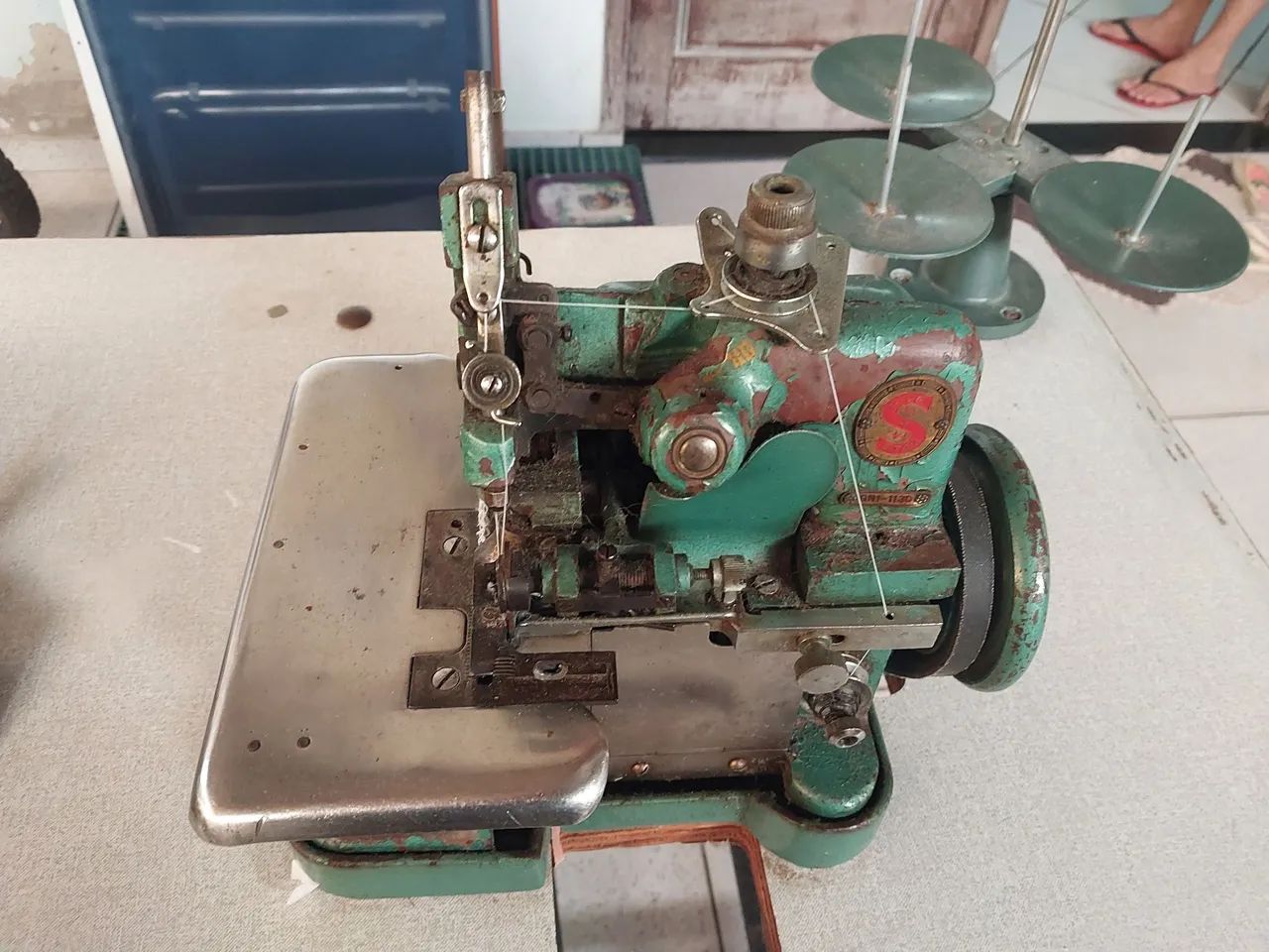 Maquina Overlock