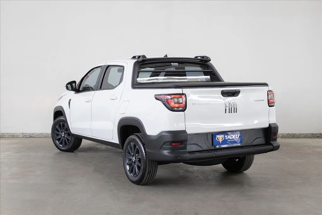 Fiat Strada Freedom 1.3 Flex 8V CD 2023 - Foto 4