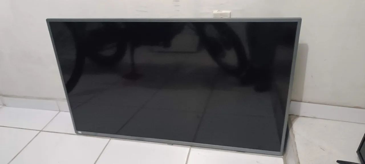 Tv Philips 50 polegadas com tela queimada.