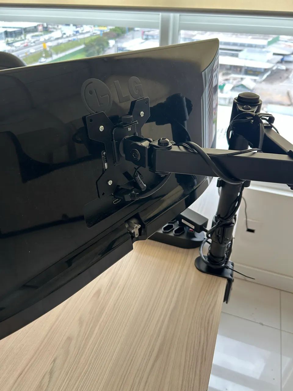 Monitor LG ultrawide 25 polegadas