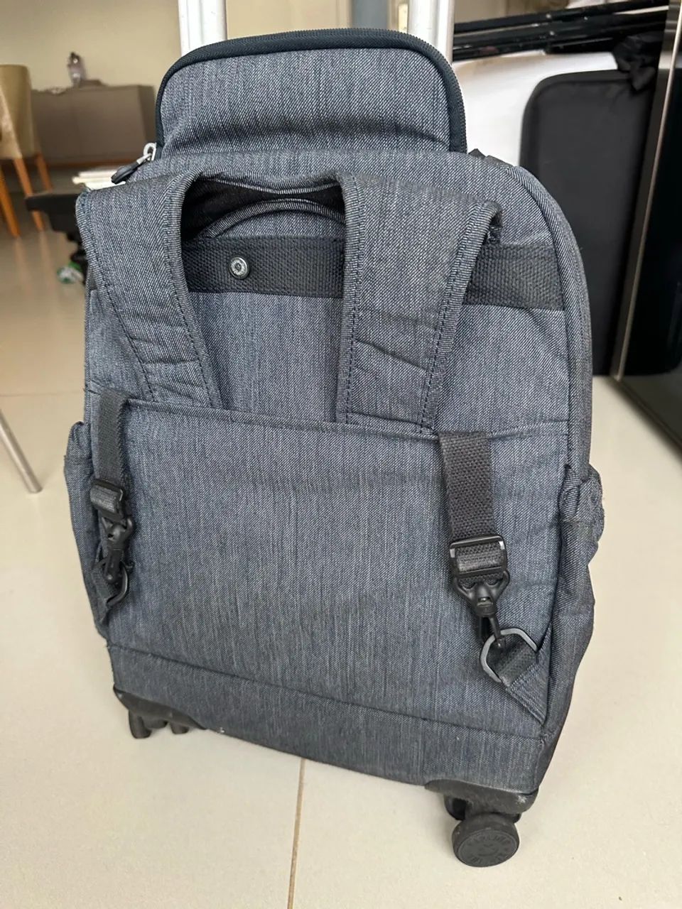 Mochila Kipling semi nova  - Foto 3