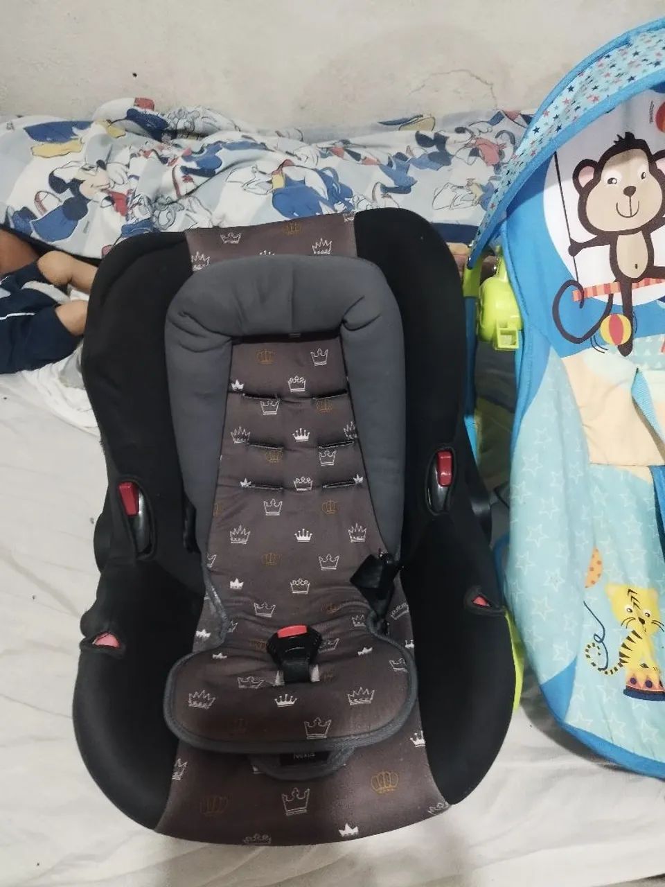 Duas cadeirinhas de bebê as 2 pelo único valor  - Foto 3