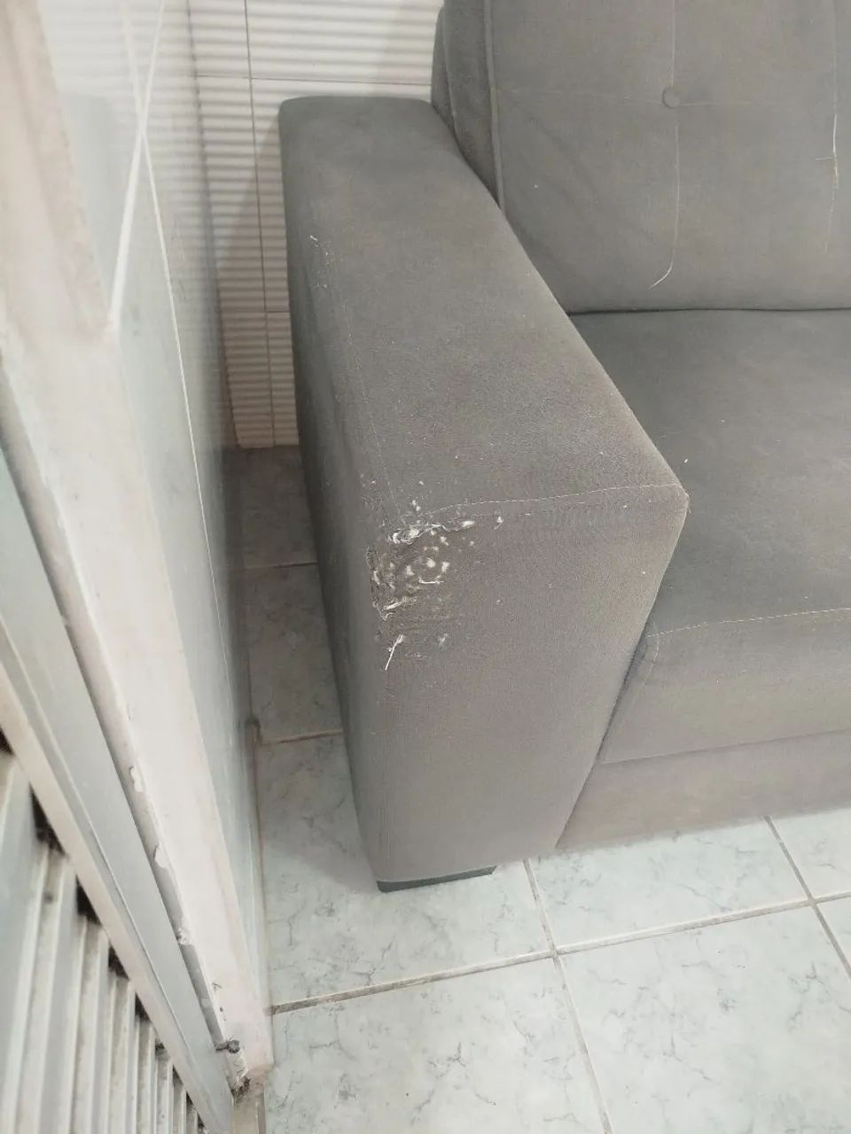 Sofá usado semi novo - Foto 2