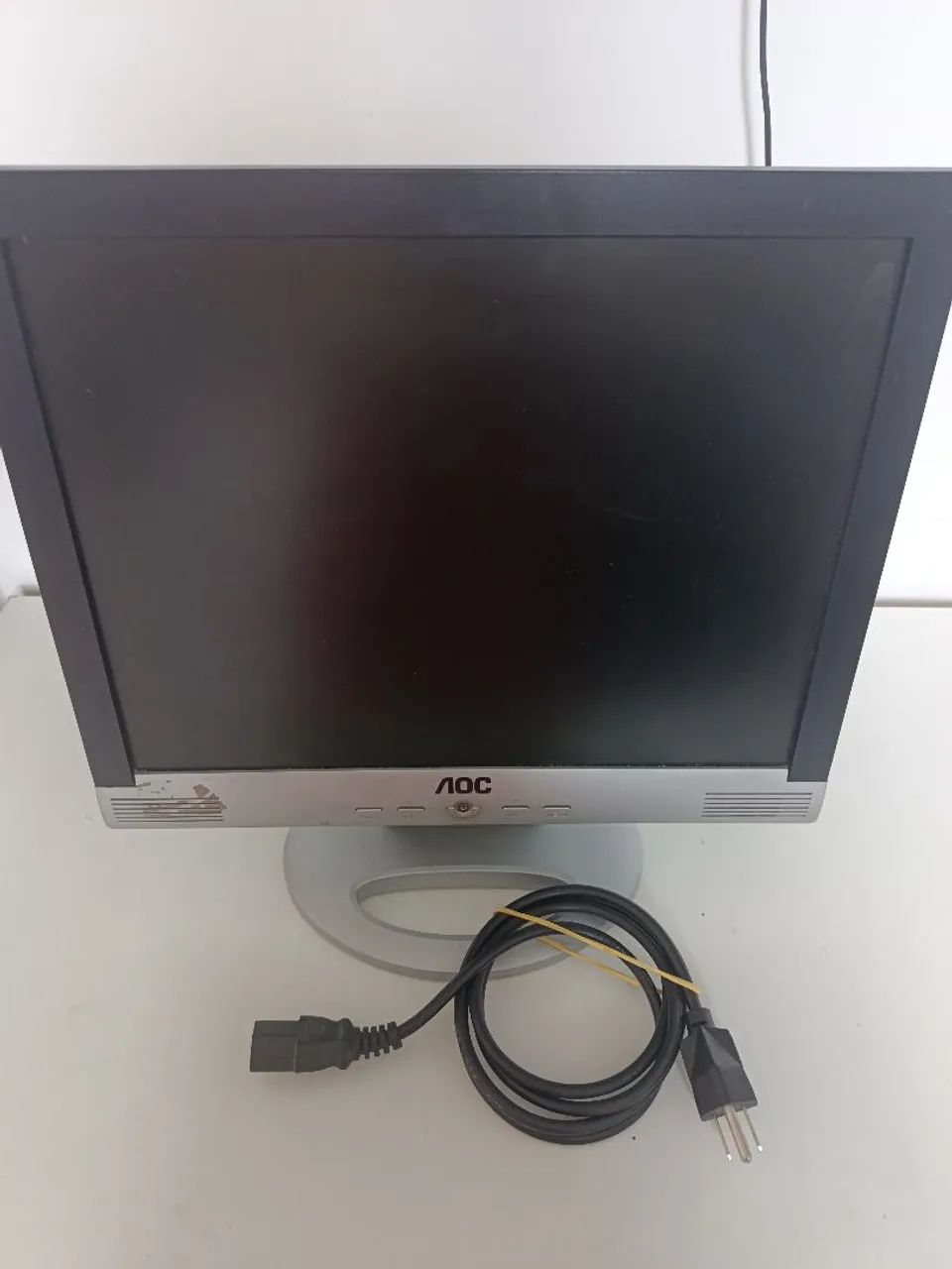 Monitor AOC