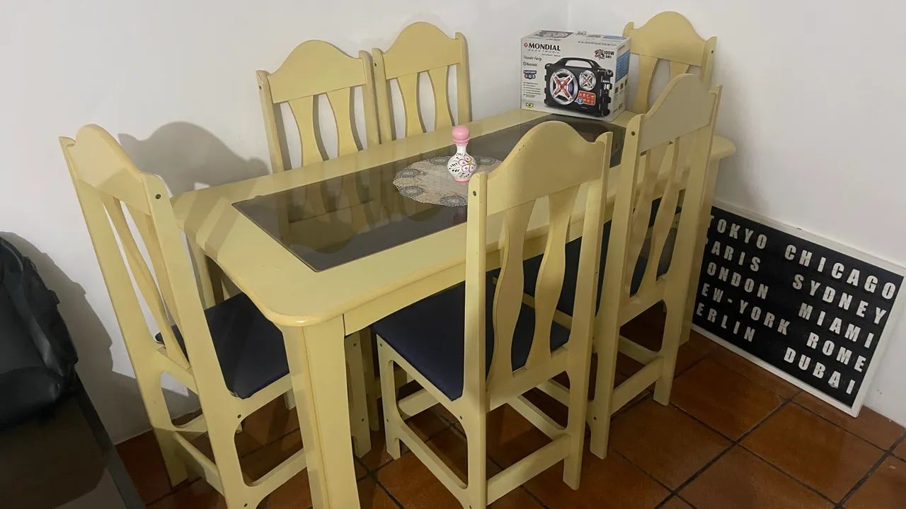 Mesa com 6 cadeiras  - Foto 5