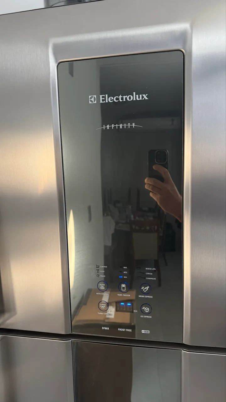 Geladeira eletrolux infinity 553 Ltrs DF80x