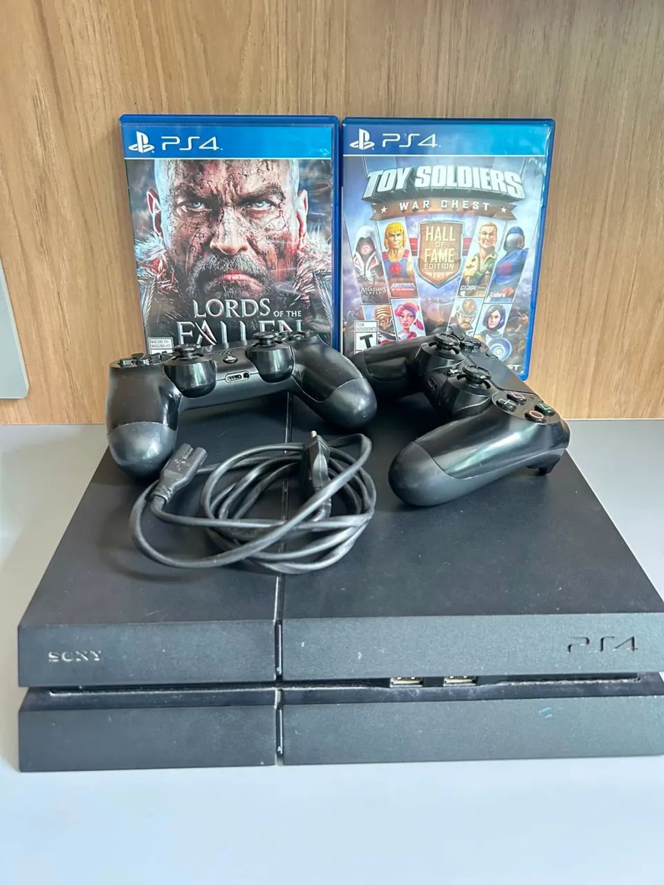 PlayStation 4 em bom estado