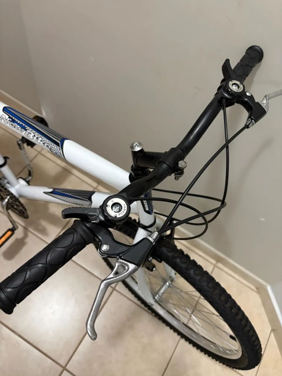 Bicicleta  - Foto 2