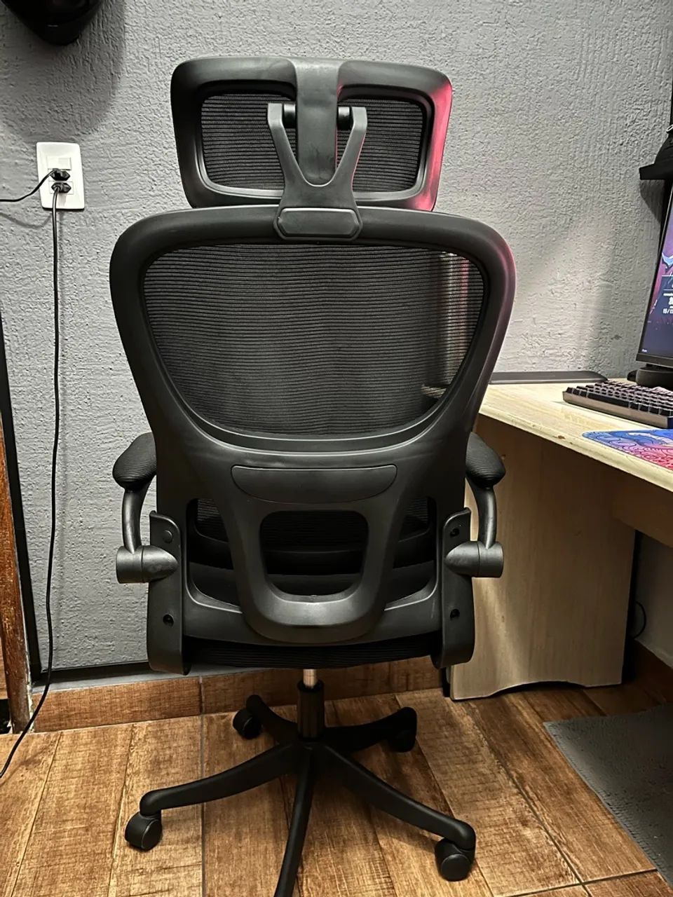 Cadeira ergonômica  - Foto 3