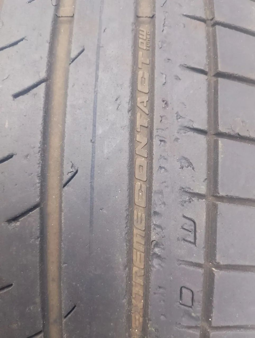 Pneu aro 17 continental usado pouco  - Foto 2