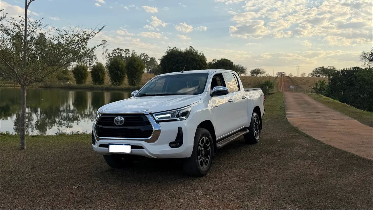 Toyota Hilux Hilux CD SRV 4x4 2.8 TDI Diesel Aut. 2020