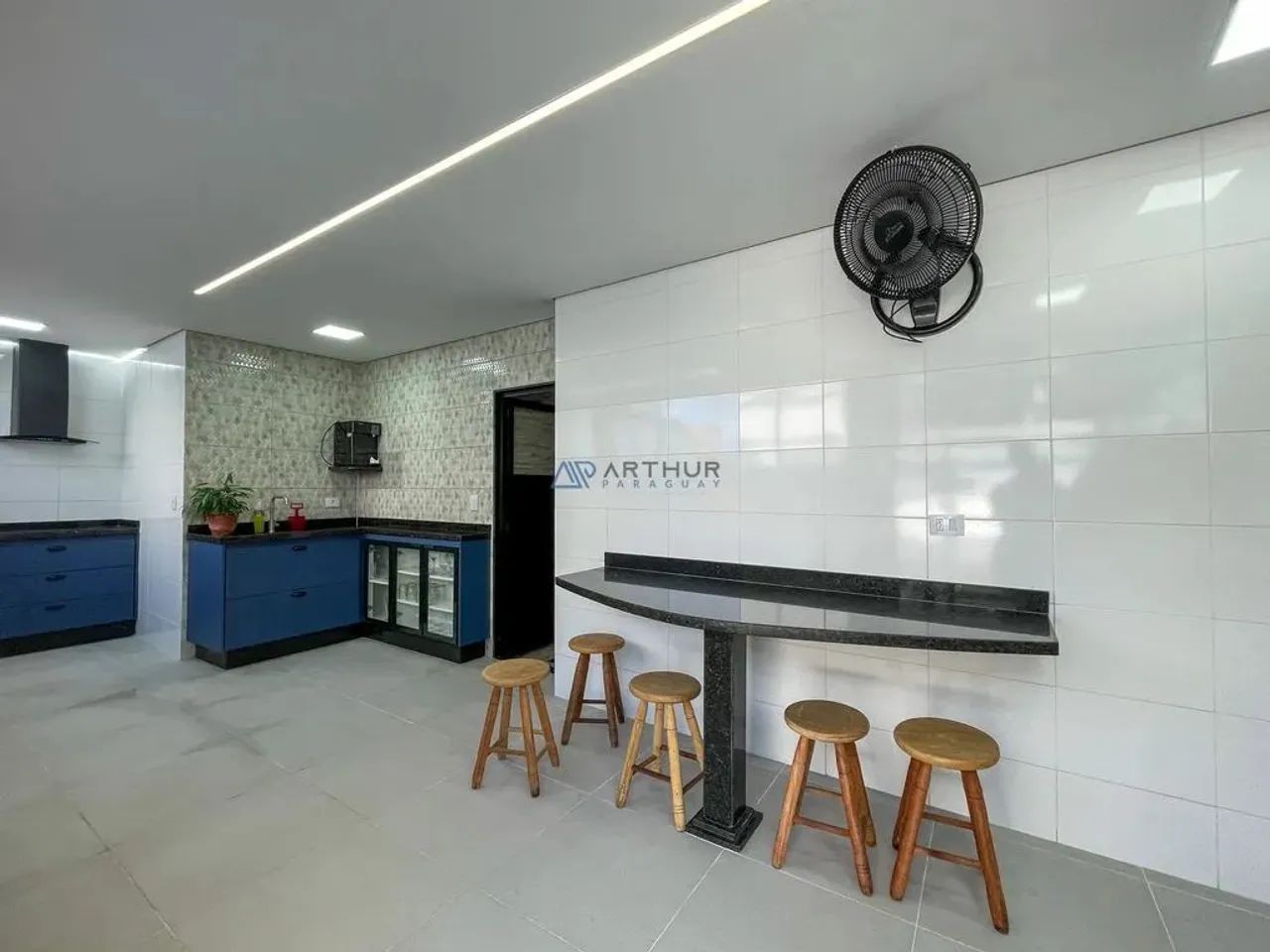 Cobertura à Venda em Praia Grande com 4 quartos, 3 banheiros, 3 vagas e 300m² - Foto 5