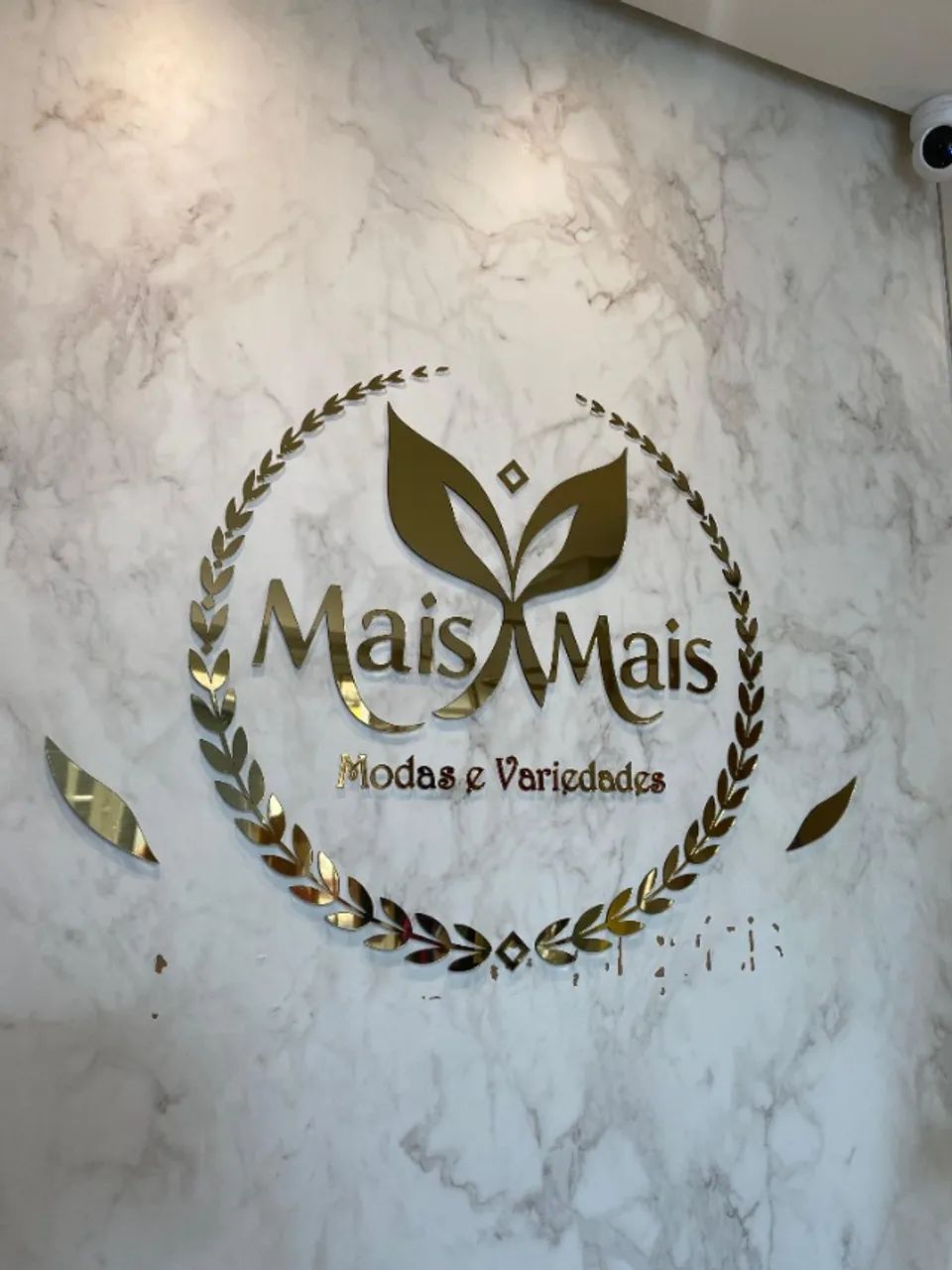 Letreiro em acrílico 