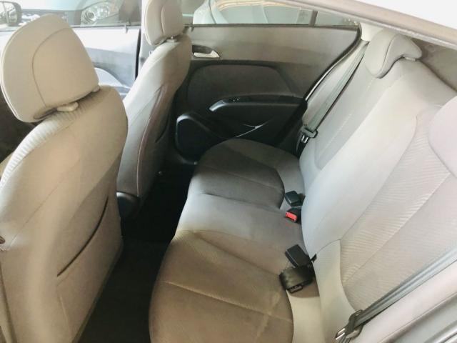 HYUNDAI HB20S PREMIUM 1.6 FLEX 16V AUT. 4P - Foto 10
