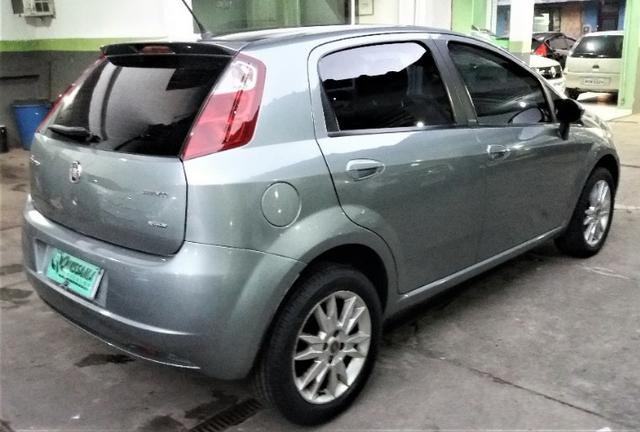 Fiat Punto Essence 1.6 flex - Foto 2