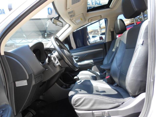 Mitsubishi Outlander 2.0 Automático - Foto 11