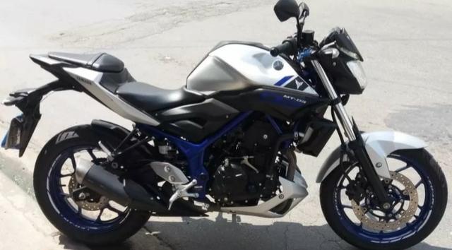 Yamaha mt 03 - Foto 4