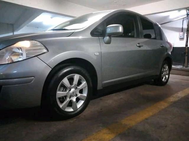Nissan Tiida Hatch - Foto 7