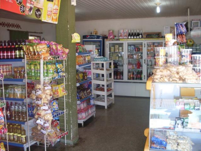 Mercearia completa com Casa ou somente o comércio, com clientela formada - Foto 6