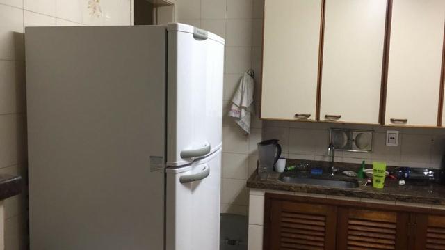 Vendo apartamento Petrópolis no centro da cidade com 03 quartos - Foto 12