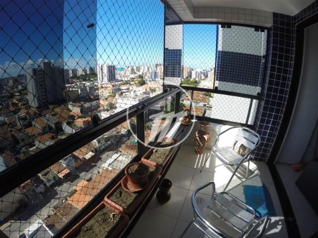 Apartamento com 87 m², 3/4 (sendo 01 suíte e 01 reversível), na Ponta Verde. REF: C4114 - Foto 3