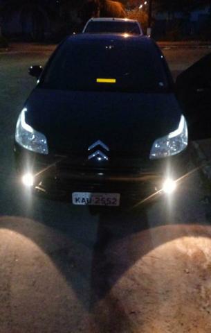 Citroen c4 hatch suspensão nova e 4 pneus novos