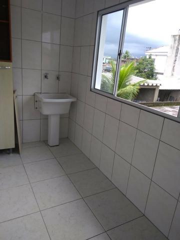 Casa de três dormitórios e sacada - Foto 18