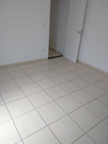 Casa de três dormitórios e sacada - Foto 5