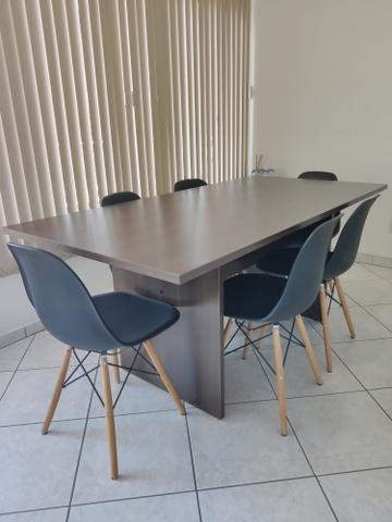 Vendo mesa de escritório nova