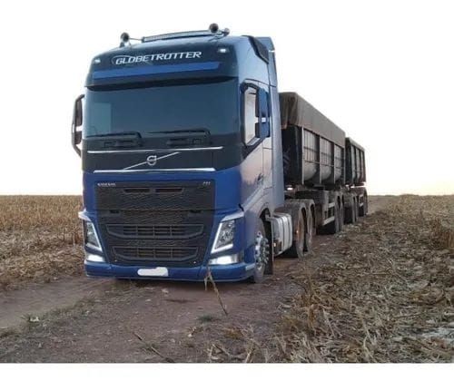 VOLVO FH 540 6X4 COM BICAÇAMBA ANO 17/18.
