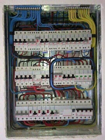 Eletricista - Instalações Residenciais. - Foto 3